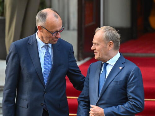 Tusk zatražio od Merza da očuva Schengen