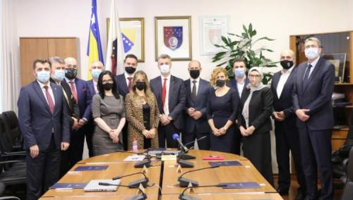 Tužilaštvo KS provjerava spornu vakcinaciju članova Vlade KS