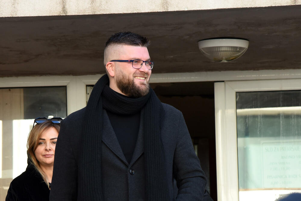 Tužilaštvo odustalo od gonjenja crnogorskog profesora koji je kritikovao SPC