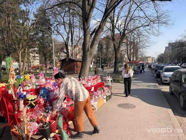 Tuzla za primjer: Inspekcija reagovala na prijave cvjećara i kaznila nelegalnu prodaju