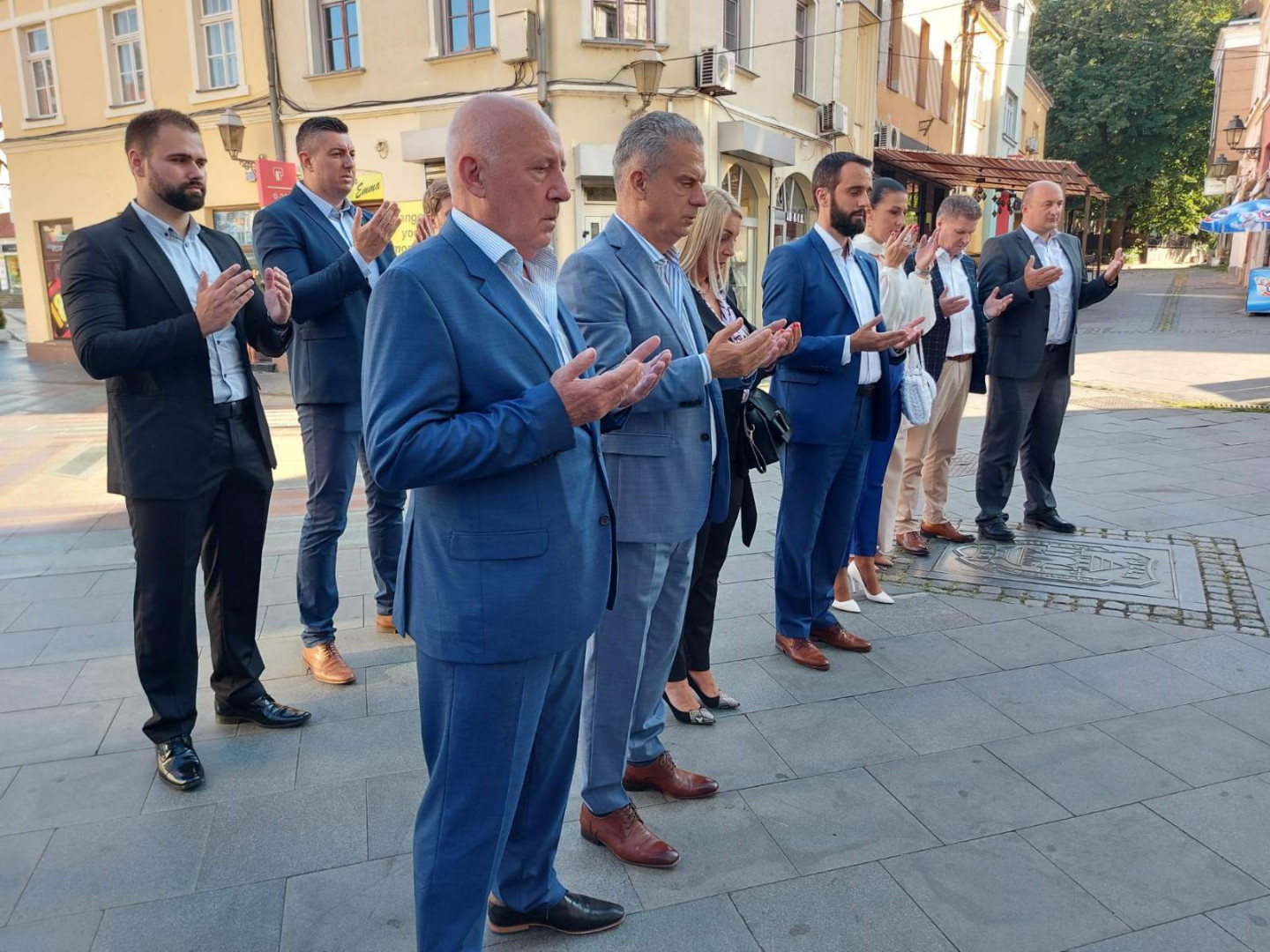 Tuzlaci zahvalili Radončiću što je centar grada oslobodio od ilegalnih migranata