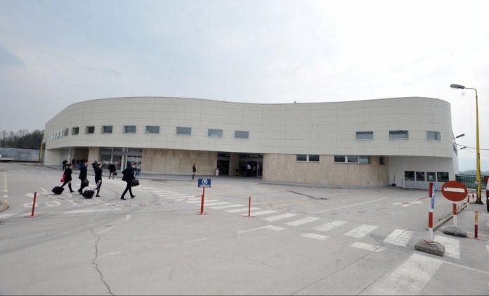 Tuzlanski aerodrom: Očekuje se nastavak pada broja putnika u narednim mjesecima 