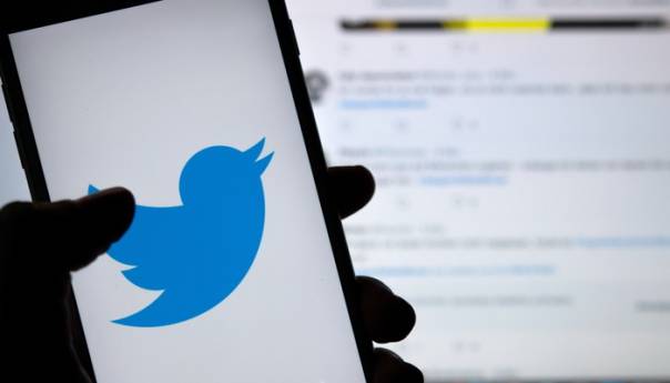 Twitter objavio da će brisati korisničke naloge koji šire teorije zavjere