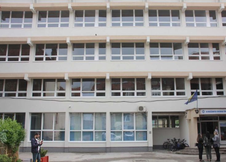 U 315 srednjih škola u BiH upisano 108.413 učenika