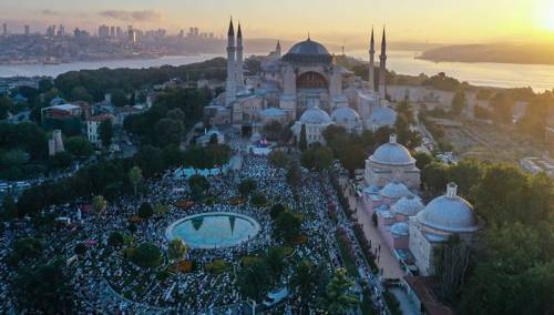 U Aja Sofiji klanjan bajram-namaz nakon 86 godina