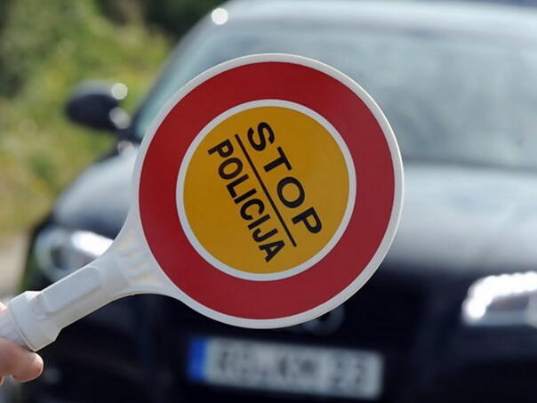 U akciji "Lijevak" na području Tuzlanskog kantona oduzeto 70 vozačkih dozvola