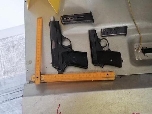 U akciji 'Zigi' u Sarajevu uhapšen muškarac (40) zbog droge i oružja