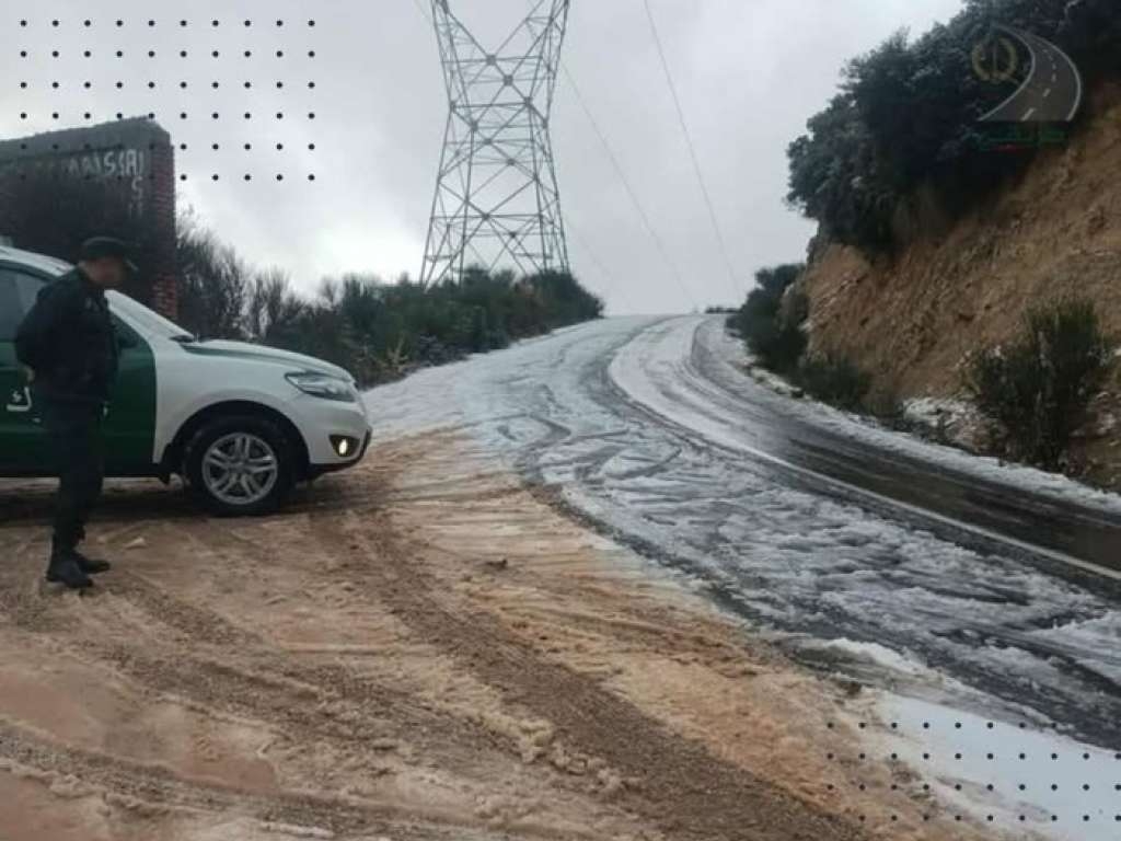U Alžiru zabilježene prve snježne padavine nakon mjeseci suše