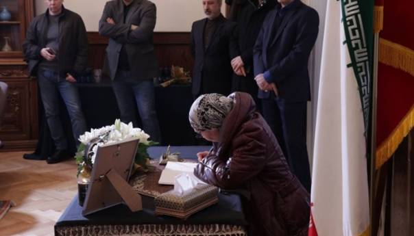 U Ambasadi IR Iran u Sarajevu otvorena knjiga žalosti za generala Soleimanija