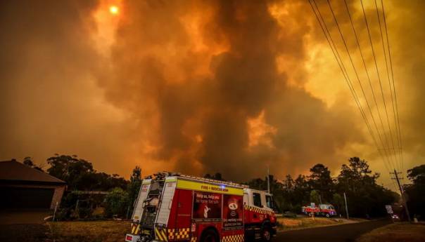 U Australiji i dalje bijesne požari