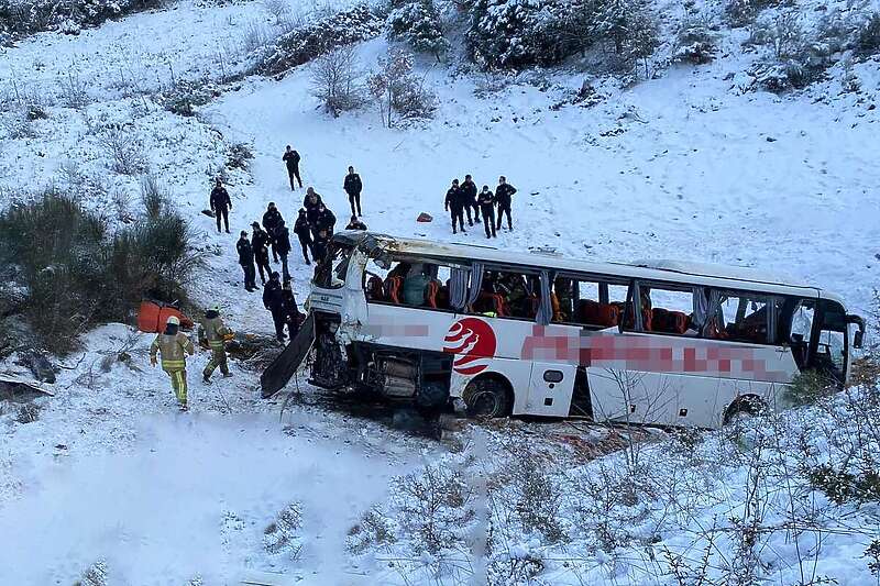 U autobuskoj nesreći u Istanbulu poginule tri, povrijeđeno 18 osoba