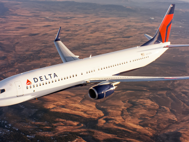 U avionu iz Amsterdama po putnicima padali crvi