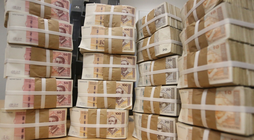U BiH isplaćena plata od skoro milion maraka