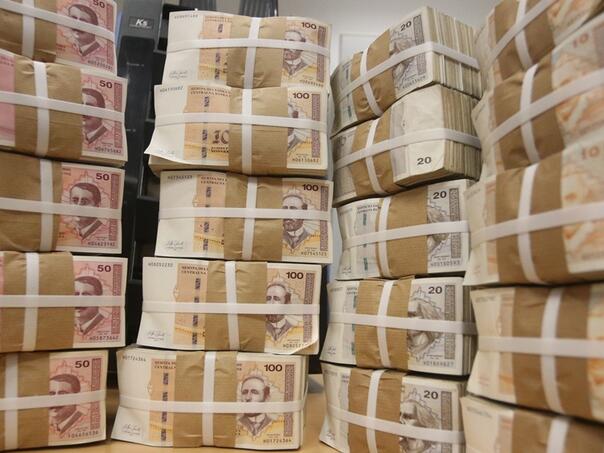 U BiH isplaćena plata od skoro milion maraka