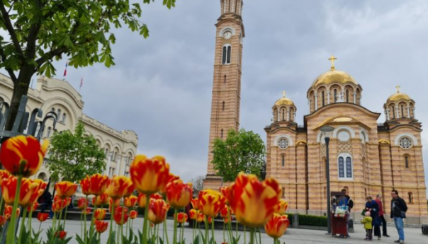 U Banjaluci izašlo 42,75 % birača do 15 sati, izlaznost u RS manja