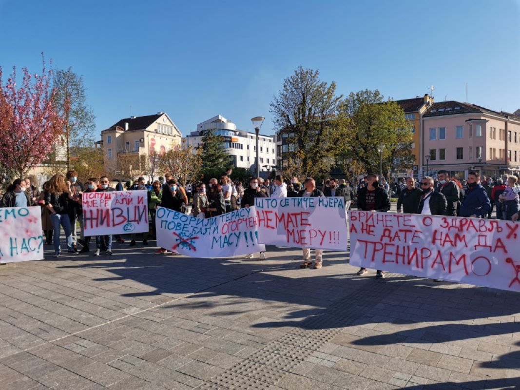 U Banjaluci protest ugostitelja: Popuštaju mjere, ali i živci