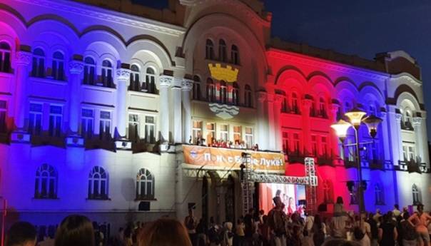 U Banjoj Luci priređen doček za košarkašice BiH i Srbijee