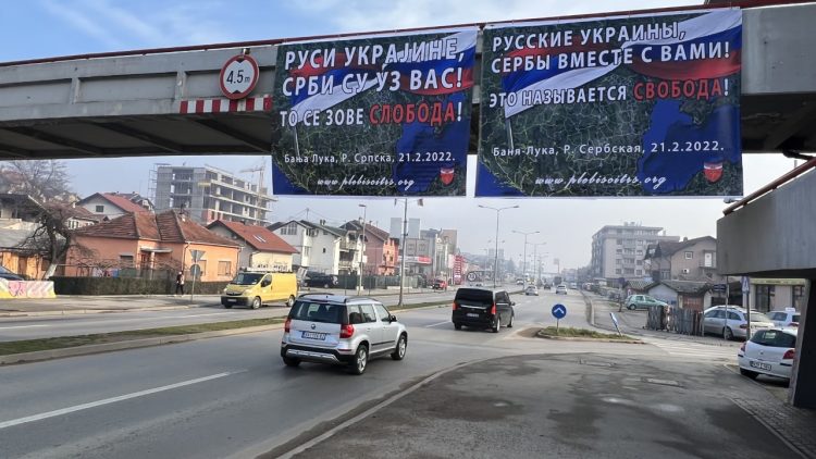 U Banjoj Luci transparenti: 'Rusi Ukrajine – Srbi su uz vas'