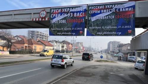 U Banjoj Luci transparenti: 'Rusi Ukrajine – Srbi su uz vas'