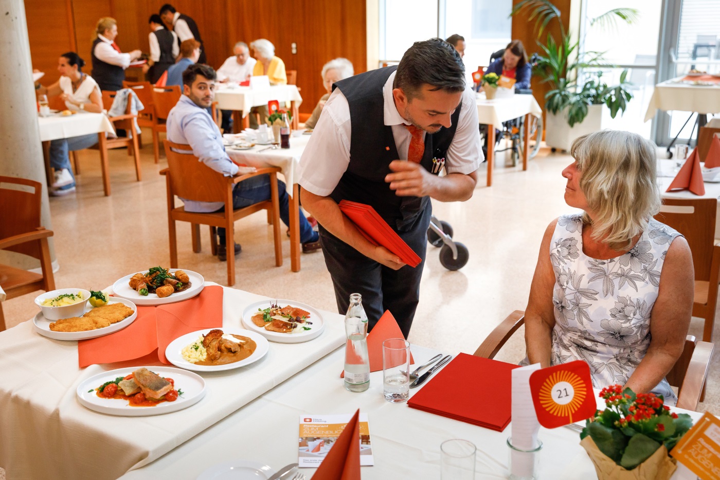 U Beču otvoren prvi restoran prilagođen osobama s demencijom