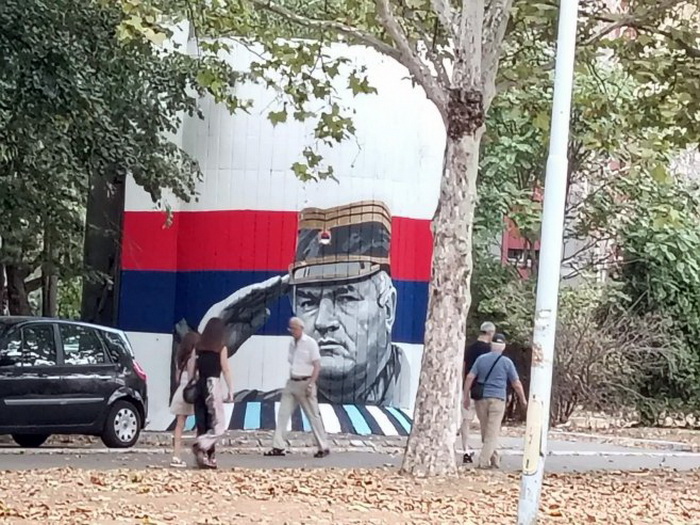 U Beogradu oslikan mural ratnog zločinca Ratka Mladića