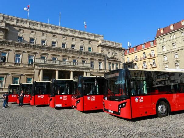 U Beogradu zbog protesta obustavljen sav javni prevoz