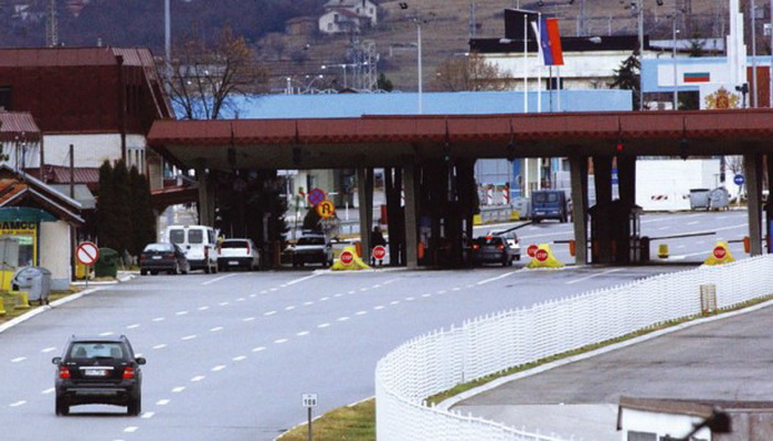U bh. autobusu pronađeni zlato, satovi, parfemi i garderoba