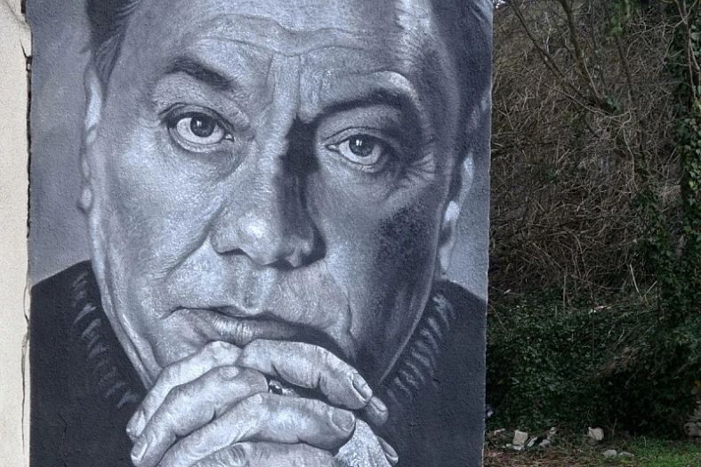 U bh. gradu osvanuo mural posvećen legendarnom Halidu