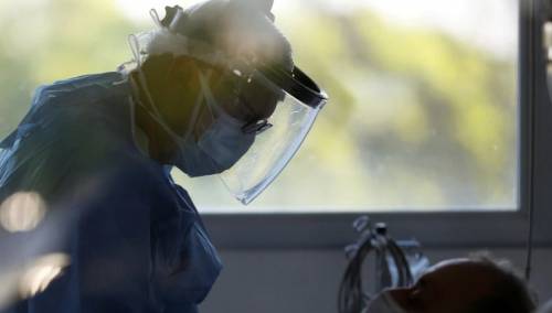 U BiH 141 novozaražena osoba, preminulo osam osoba