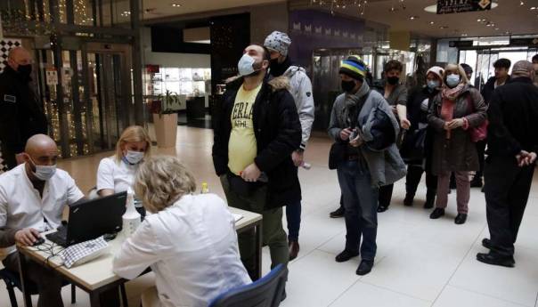 U BiH 2.124 novozaraženih, preminula 51 osoba