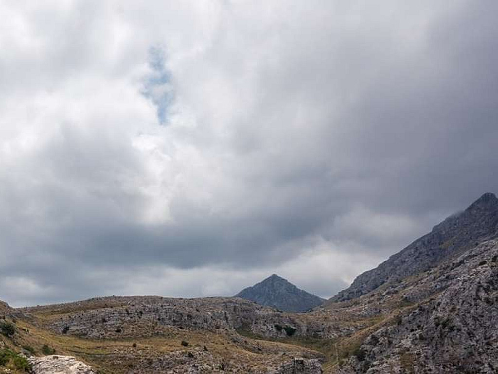 Vremenska prognoza: Danas oblačno, padat će i kiša