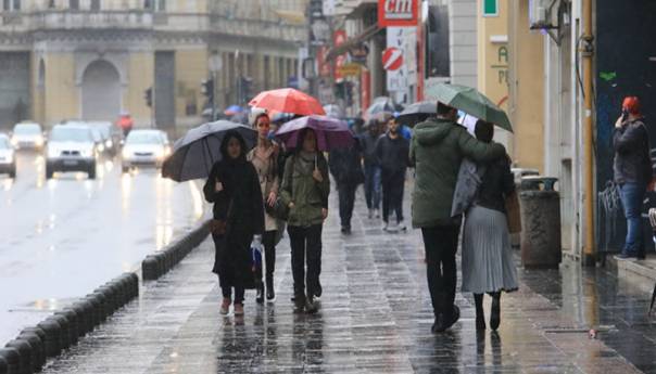 U BiH danas oblačno s kišom, na planinama snijeg