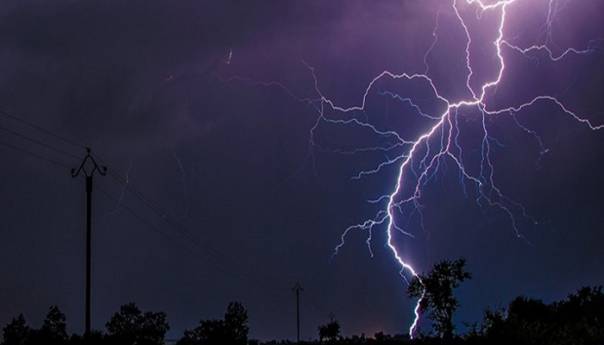 U BiH danas oblačno sa pljuskovima i grmljavinom