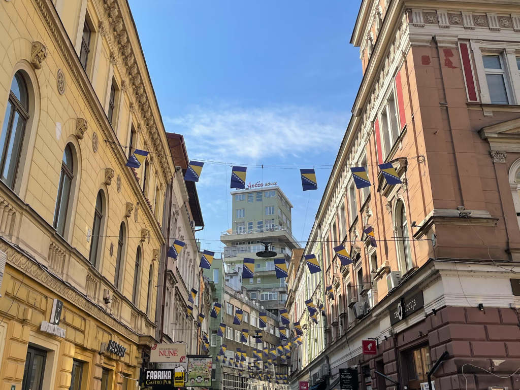 U BiH danas sunčano i vruće, bit će slabog vjetra