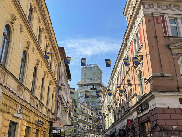 U BiH danas sunčano i vruće, bit će slabog vjetra