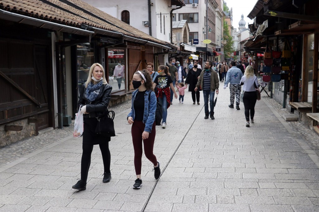 U BiH do danas potvrđeno 14.498 slučajeva zaraze koronavirusom