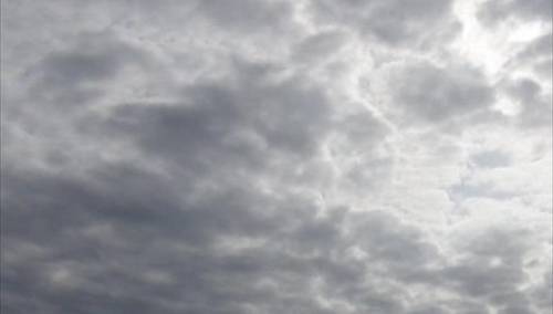 U BiH jutros pretežno oblačno, slaba kiša u Hercegovini