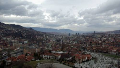 U BiH jutros pretežno oblačno uz slabu kišu u Hercegovini i centralnoj Bosni