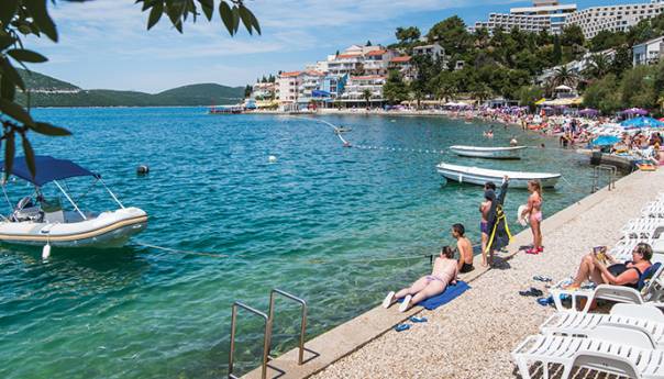 U BiH jutros sunčano, u Mostaru i Neumu 22 stupnja