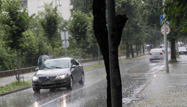 U BiH narednih dana oblačno i nestabilno vrijeme, s pljuskovima i grmljavinom