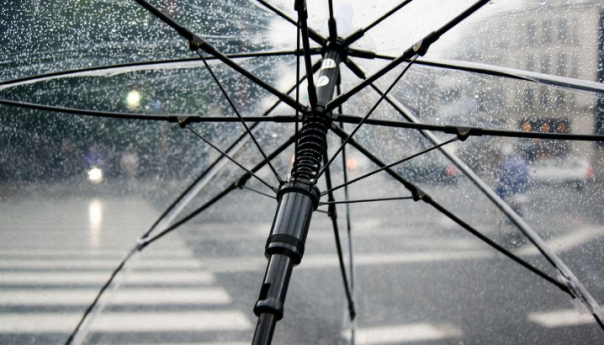 U BiH oblačno s kišom i lokalnim pljuskovima