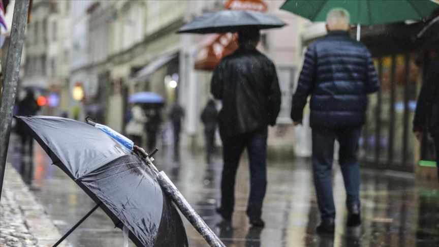 U BiH oblačno s kišom, na planinama sa snijegom