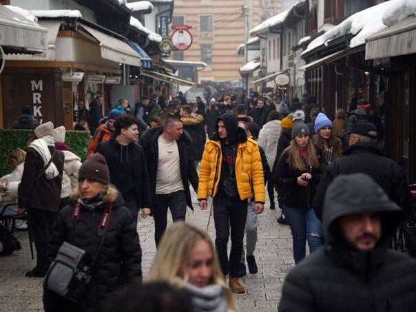 U BiH pretežno oblačno, sunčanije u drugoj polovini dana