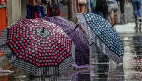 U BiH pretežno oblačno vrijeme sa kišom i narednih dana