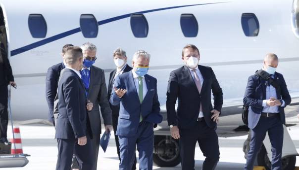 U BiH stigao komesar za proširenje EU Oliver Varhelyi