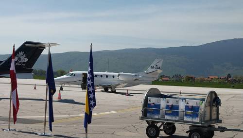 U BiH stiže više od 100.000 vakcina, danas prve doze