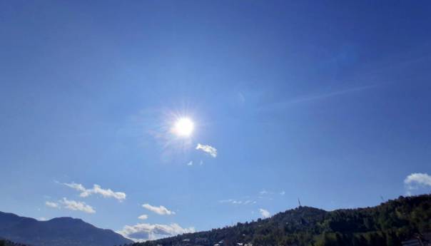 U BiH sunčano, poslijepodne i u večernjim satima porast naoblake