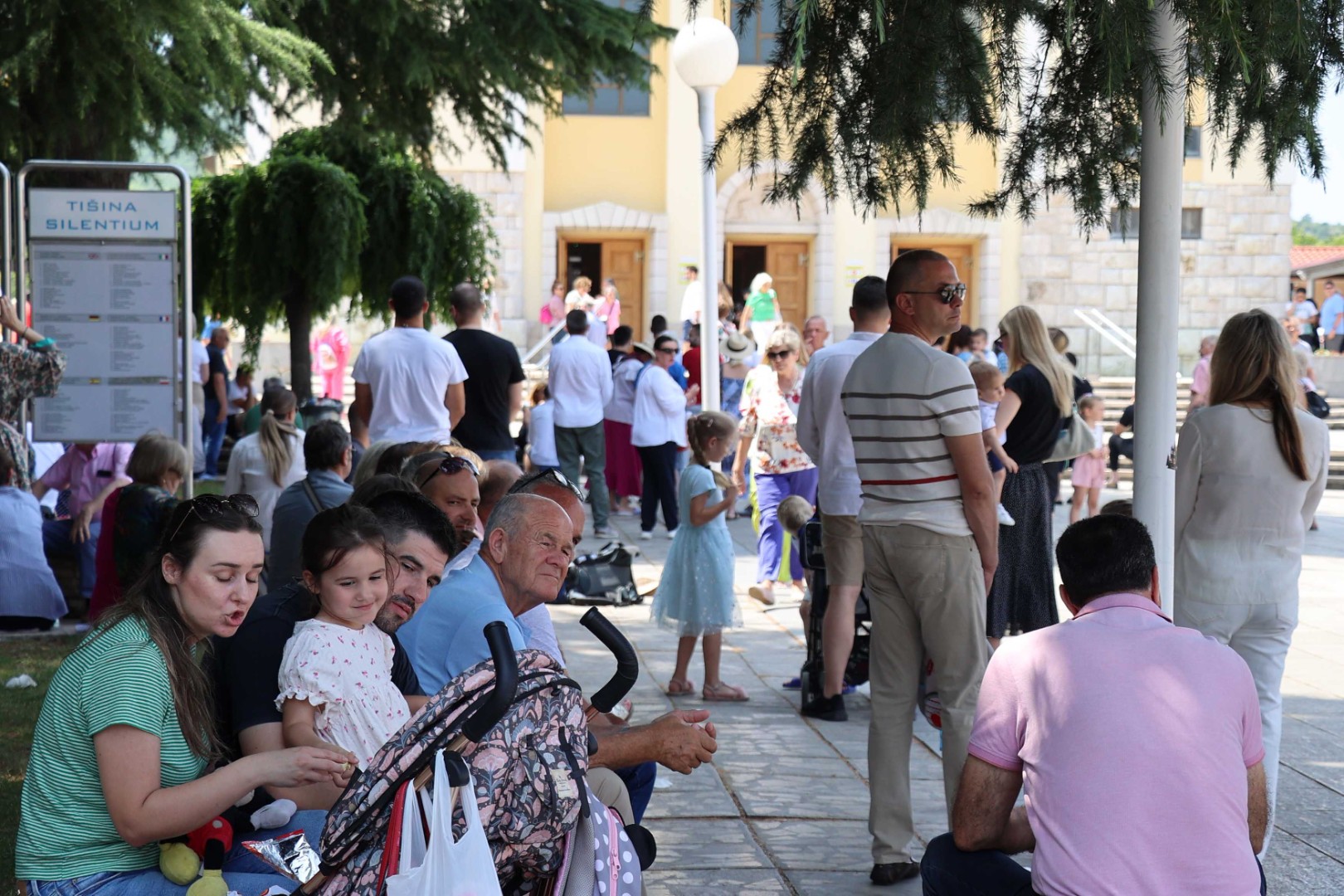 U BiH sunčano, poslijepodne naoblačenje