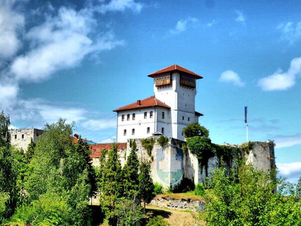 U BiH sunčano, u Gradačcu u 8.00 sati 23 stepena