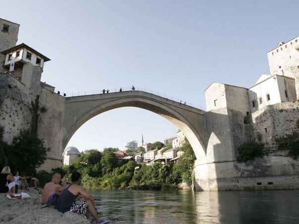 U BiH sunčano uz malu oblačnost, temperature danas i do 35 stepeni